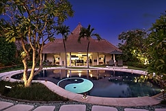 Impiana Private Villas Seminyak, Bali