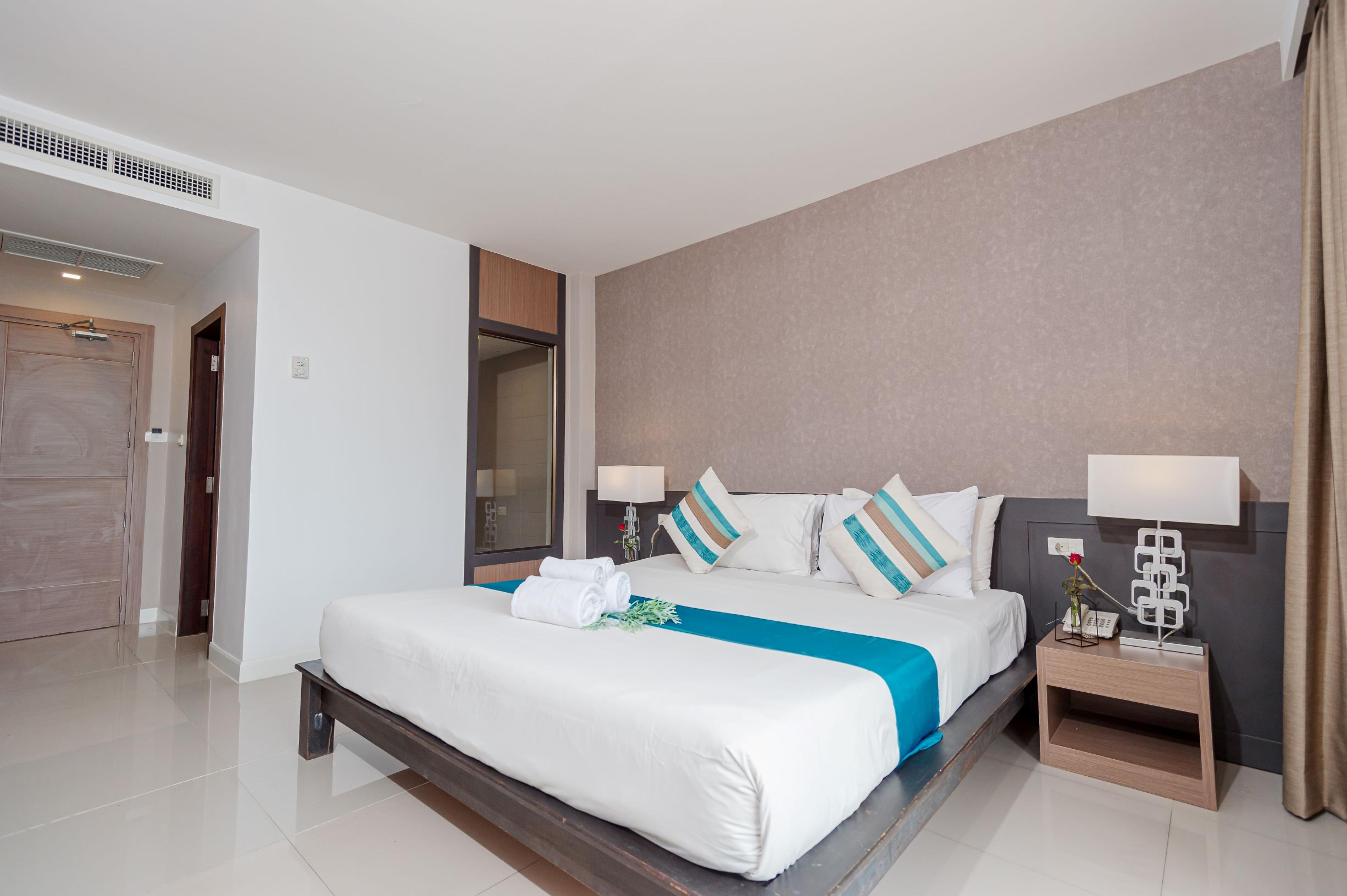 Casa Del M Resort Phuket - Tap to explore photos