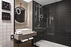 The Trafalgar St. James London, Curio Collection by Hilton,  London