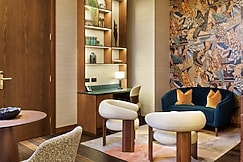 The Trafalgar St. James London, Curio Collection by Hilton, Kent