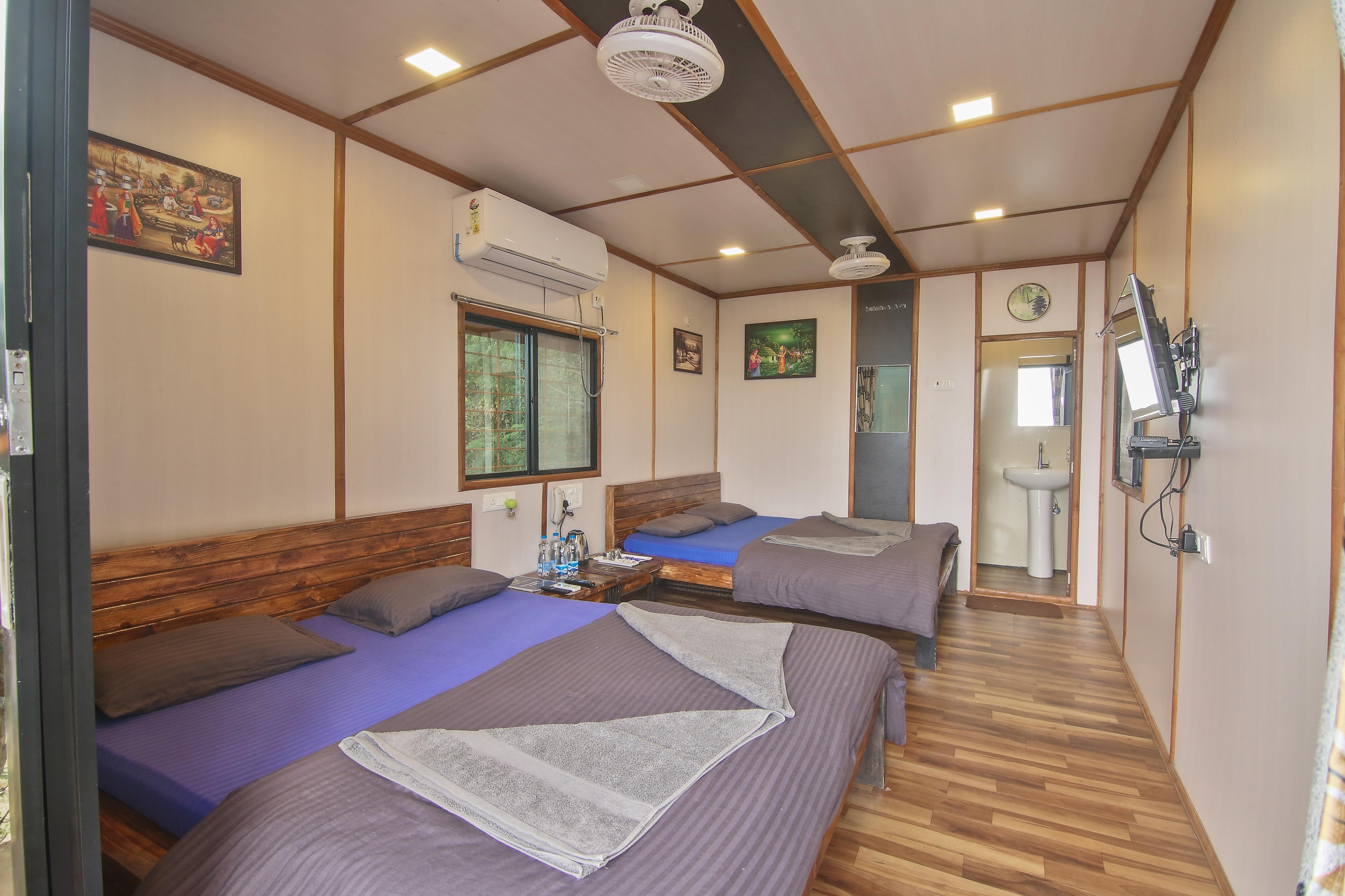 Panoramic Lake View Rooms Ground Floor 1