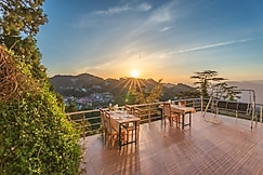 Evelyn Boutique Homes : Mall Road, Mussoorie