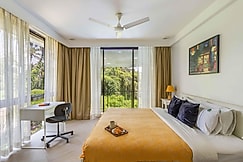 tisyastays | Tastefully Done 1BHK with Infinity Pool, 5mins to beach, Goa