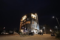 Hotel Royal Vilas, Bharatpur, Kumher