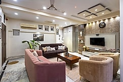 Bombay Belvedere Villa by Spacez, Mumbai
