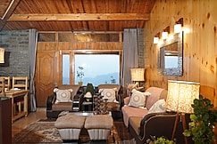 Whispering Pines Two Bedroom Villa by Da Alohas, Mukteshwar