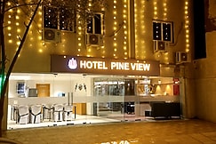 Hotel Pine View, Rajkot