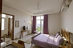 IT City Luxe Homestay-Secure & Comfortable Stay in Mohali, Mohali