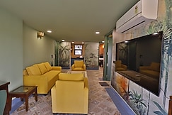 Nandanam 2bhk with Terrace -Relax & Unwind in Style, Gurgaon