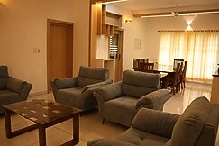 Science House Lux Inn, Munnar