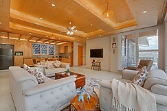 ELIVAAS Bask and Blessings Highlands | 7 BHK Retreat With Jacuzzi, Solan