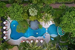 بيتش هيل ريزورت, فوكيت